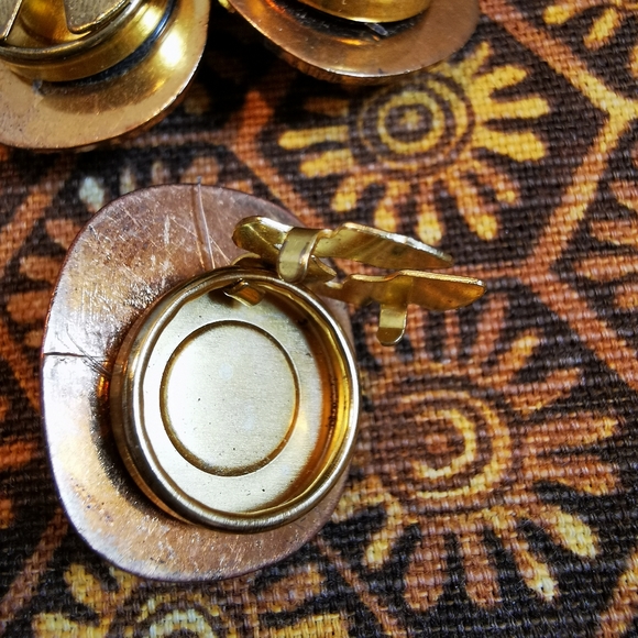 Set of Five Gold Tone and Pearlized Plastic Vintage Button Covers - Picture 7 of 11